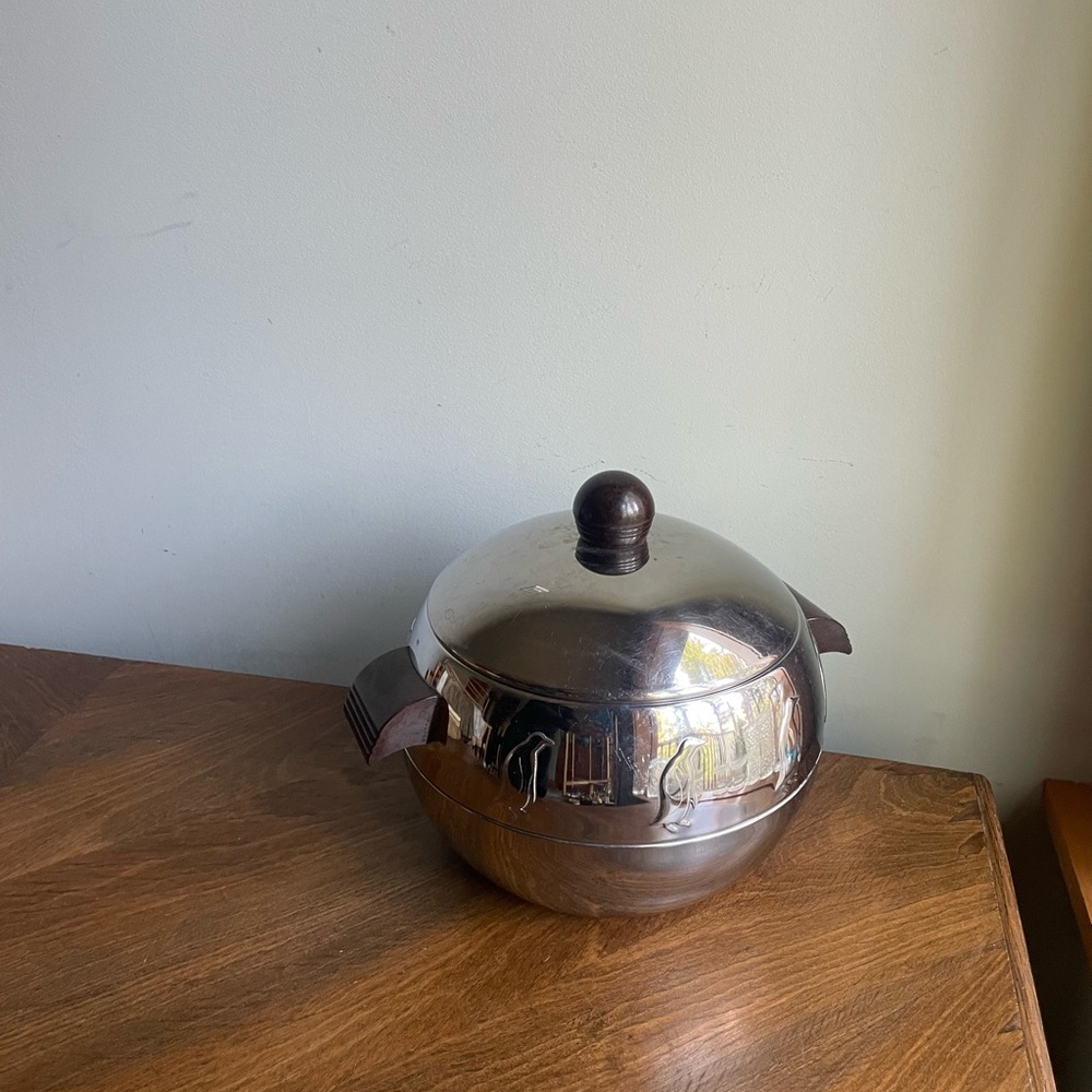 West Bend Chrome Bakelite Ice Bucket, Mid Century Barware,Vintage Bar Cart Bling